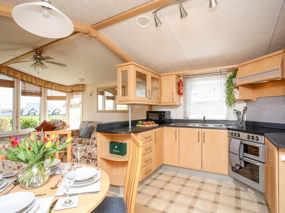Bryn Hyfryd Caravan Penrhos-Lligwy Ngoại thất bức ảnh