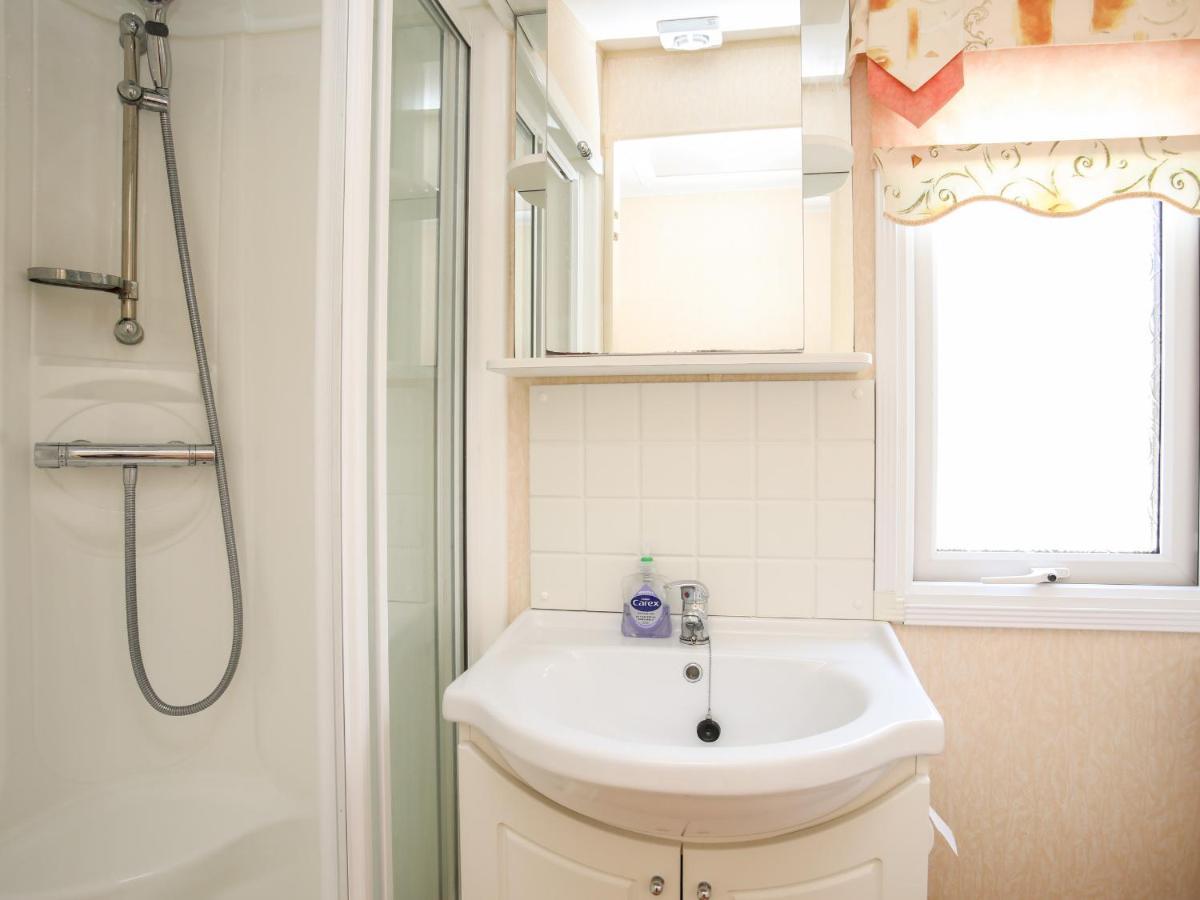 Bryn Hyfryd Caravan Penrhos-Lligwy Ngoại thất bức ảnh